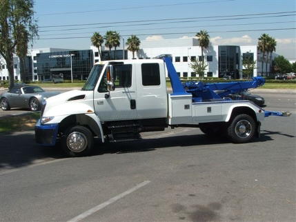 Medium Duty Tow Truck